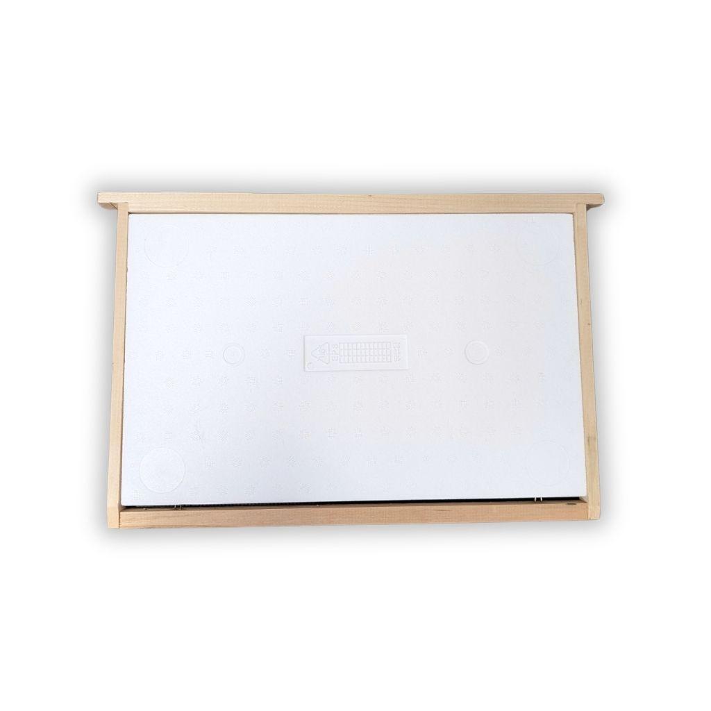 Diaframma isolamento alveare polistirolo e legno visto frontalmente